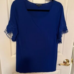 Cable & Gage Women's Blue Top